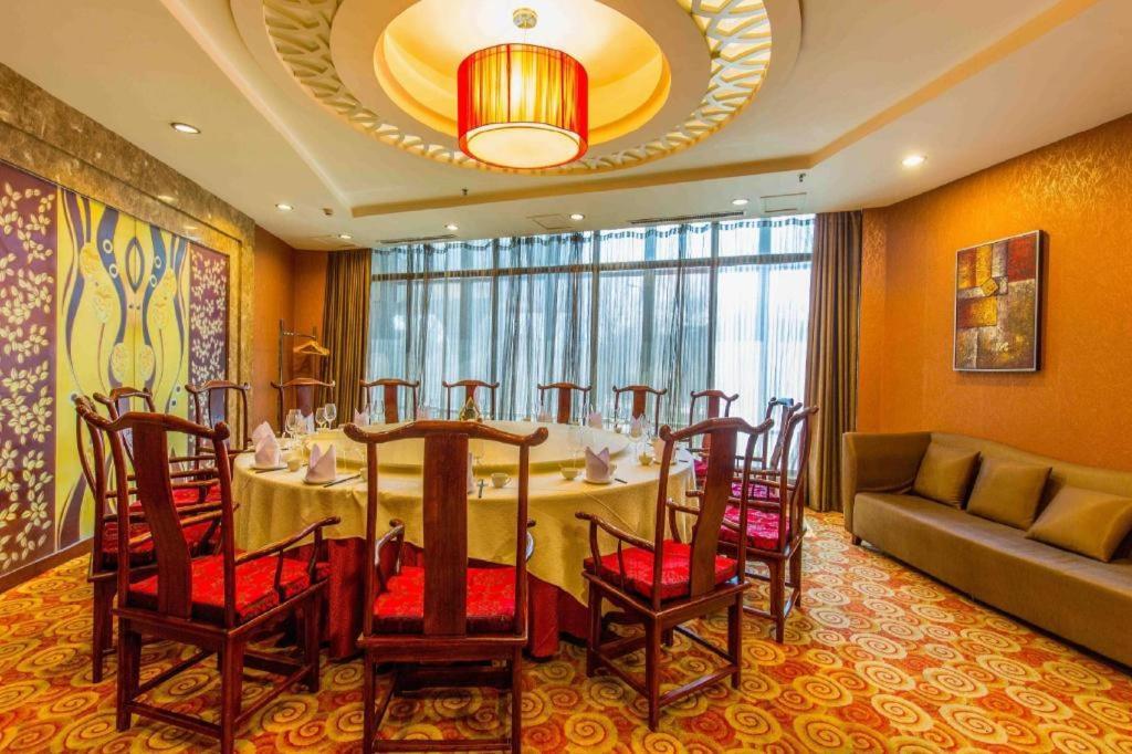 Changchun Garden Hotel Exterior foto